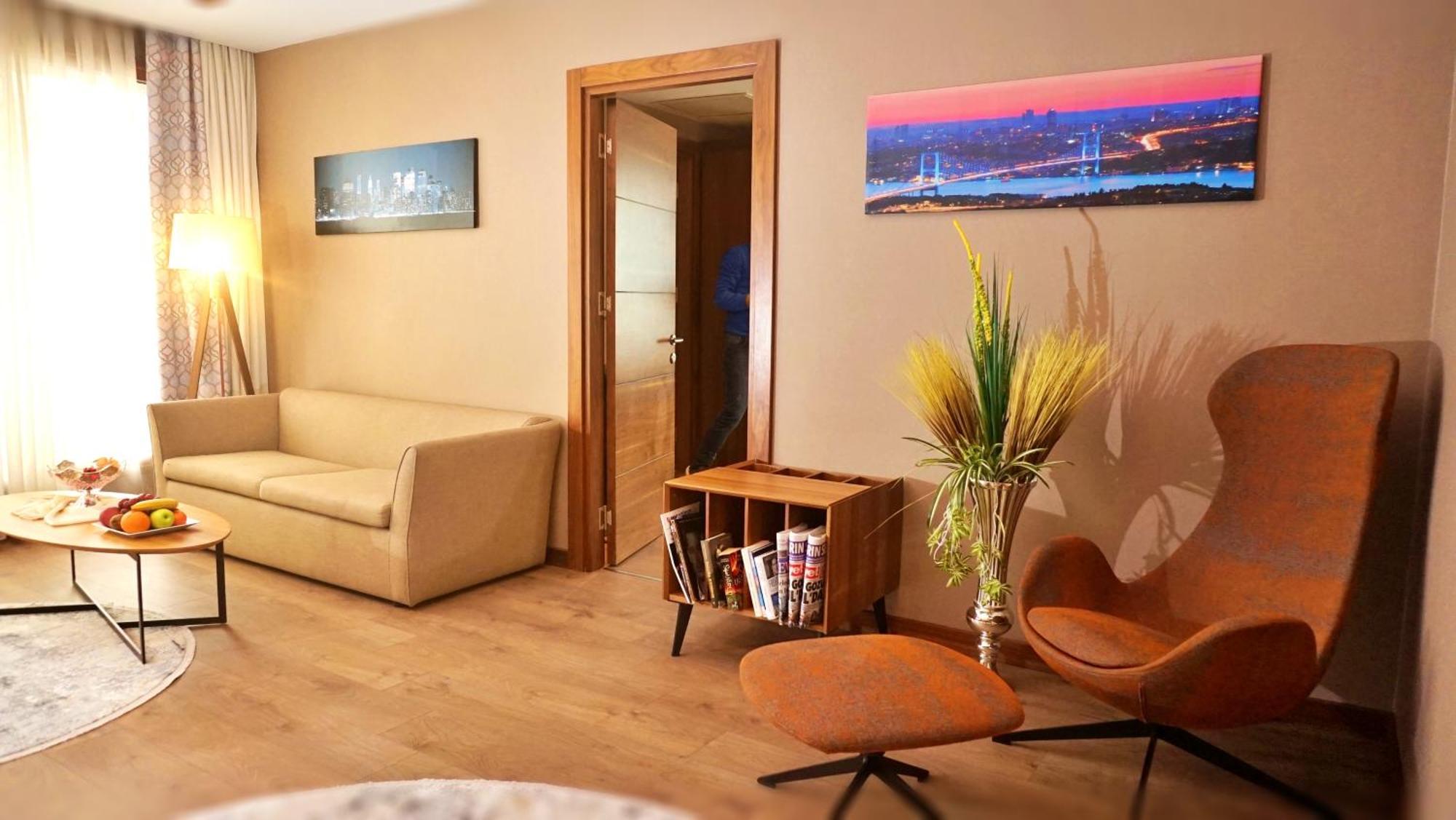 King Suite Airport Transfer
